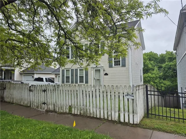 346 Green St, Syracuse, NY 13203