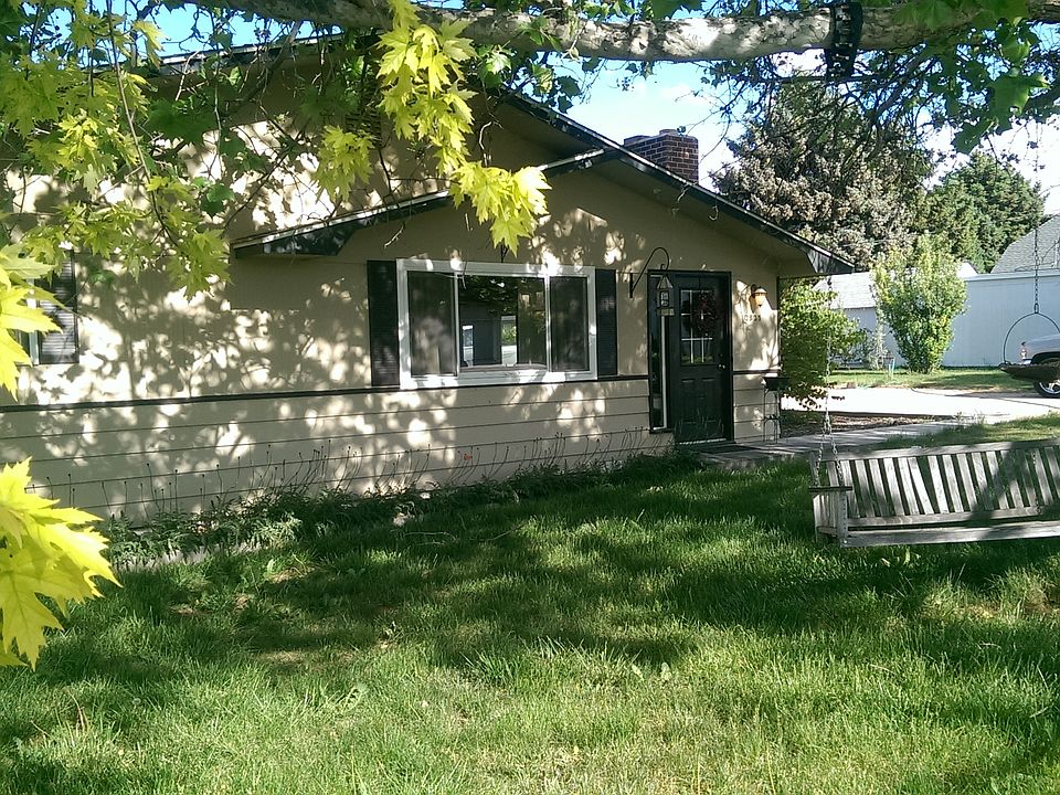 1st image of 2815 Airport Ave