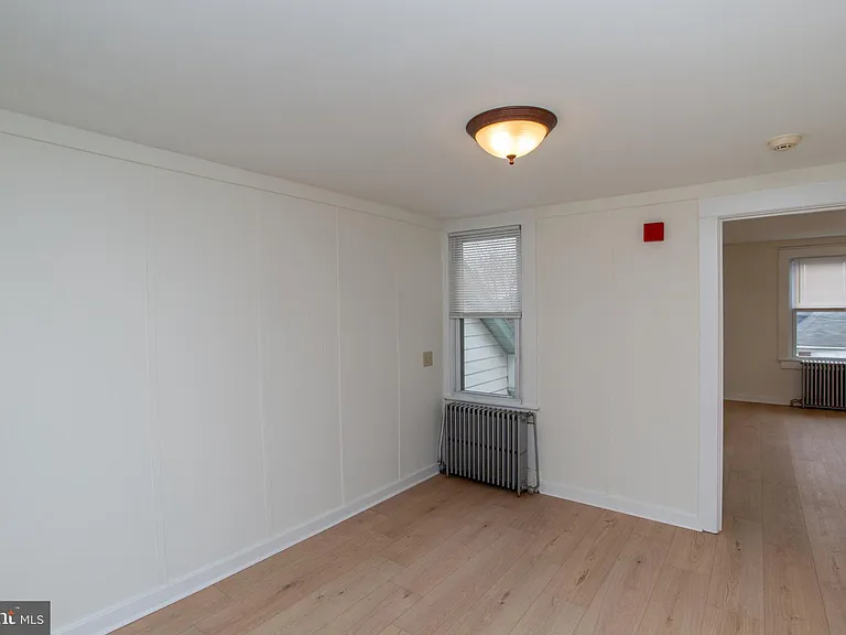 37 S 13th St #3 — Photo 8