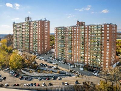 1841 Central Park Avenue #11E, Yonkers, NY, 10710