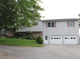 12380 Leslie Rd, Meadville, PA 16335