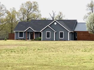 430 County Road 33810, Paris, TX 75460
