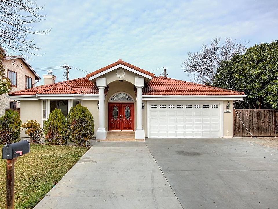 1st image of 19171 Phil Ln