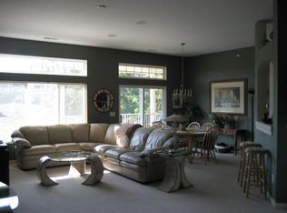 572 Riversbreeze Dr, Ludlow, KY 41016