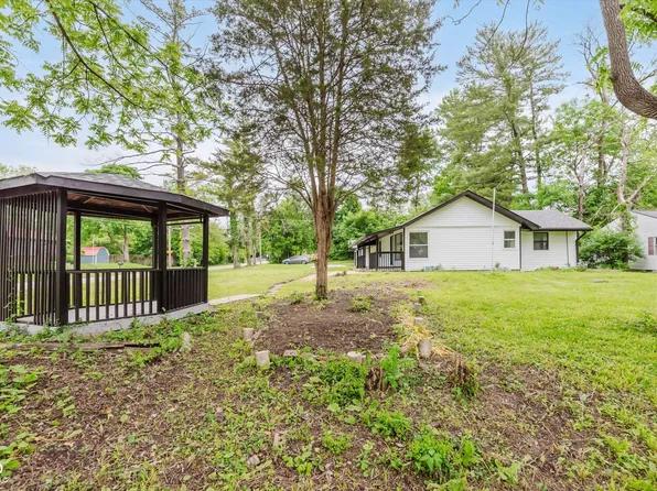 233 N Devon Ave, Indianapolis, IN 46219