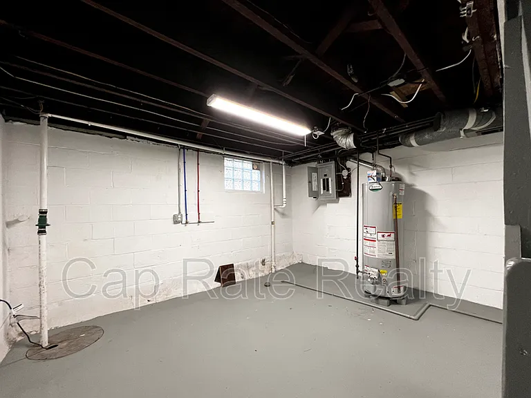 506 Thurman Ave — Photo 17