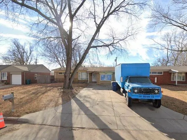 1201 E Alturas St, Wichita, KS 67216