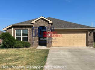 7207 Hackberry Ct, Granbury, TX 76048