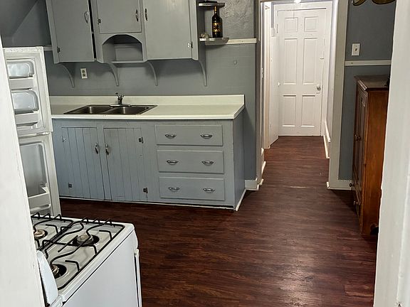 2nd image of 84 Brown Ave APT 2