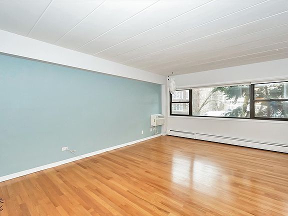 5th image of 5616 N Kenmore Ave APT 2B