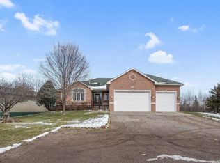 18647 Peridot St NW, Nowthen, MN 55303