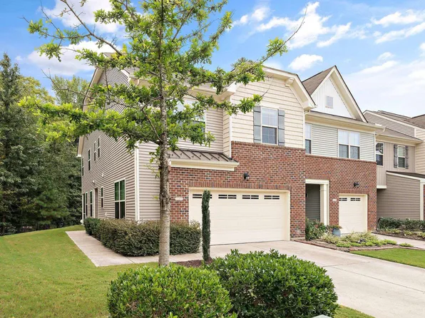 1121 Contessa Dr, Cary, NC 27513