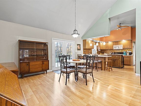 4th image of 3055 Wyant Cir