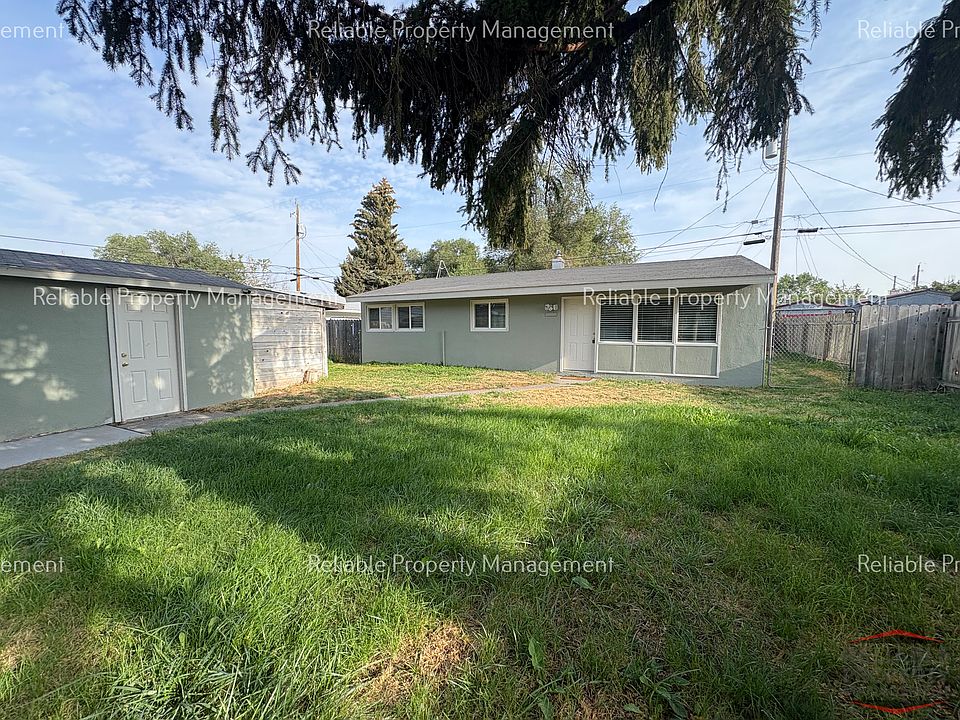 1st image of 1115 Halsey St