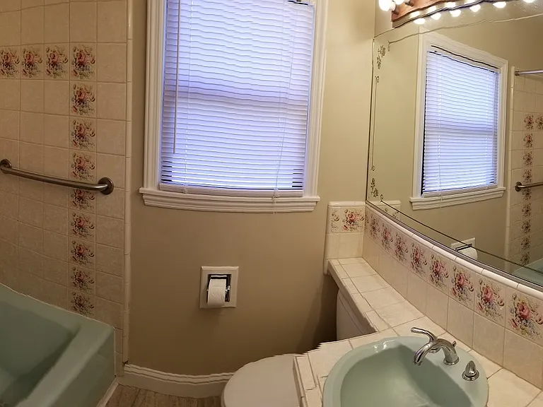 1316 Arbutus Ave — Photo 13