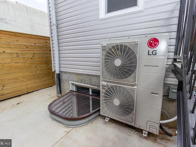 664 N Union St #1 — Photo 18