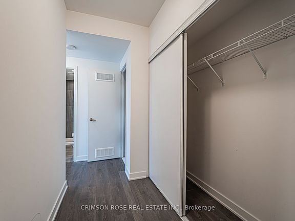 4th image of 195 Redpath Ave #3210