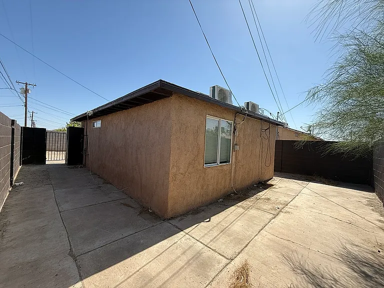 1805 S 11th Ave #B — Photo 10