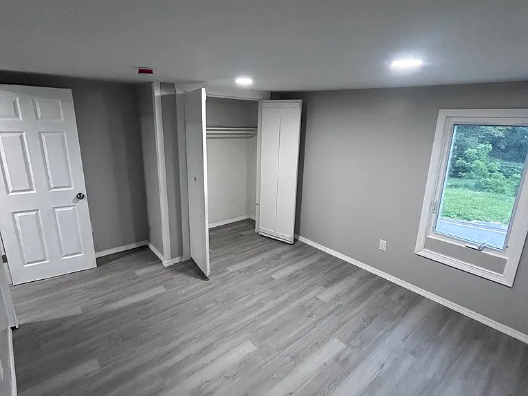 619 W State St #1 — Photo 4