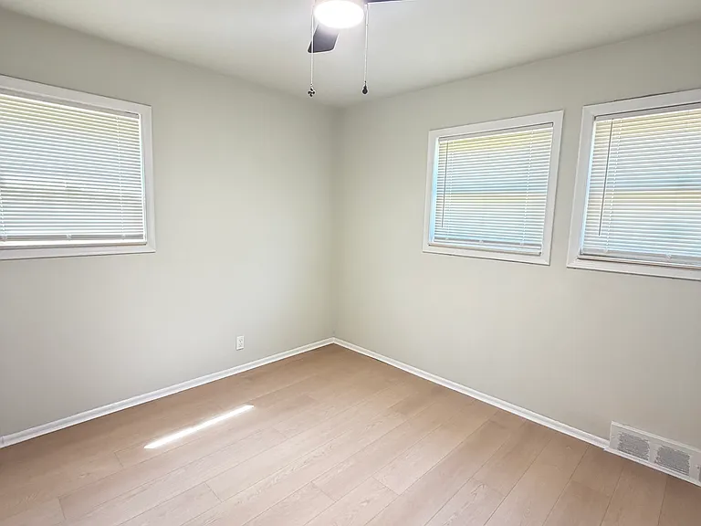 15753 Ellis St — Photo 14