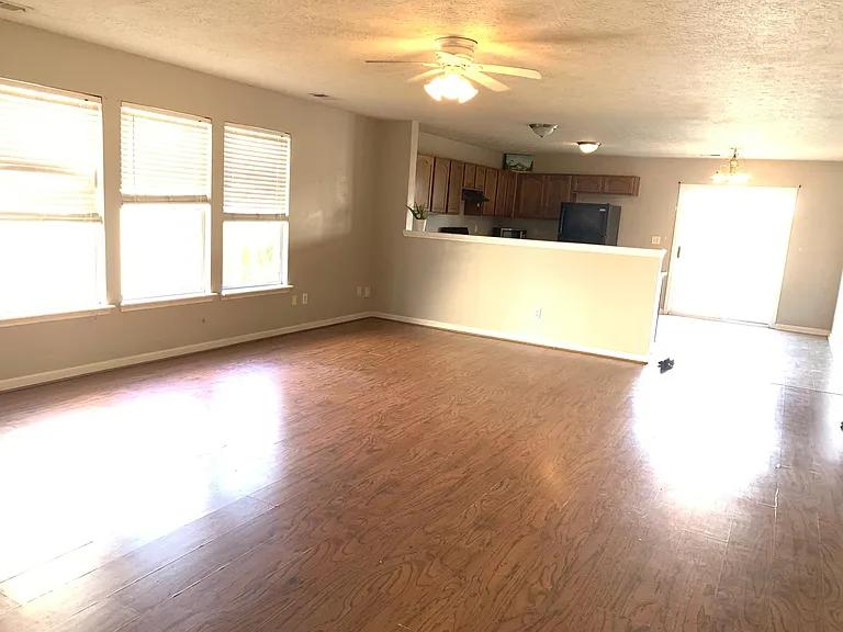 2317 Lonan Ct — Photo 6