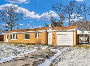 1906 Garling Dr, Bloomington, IL