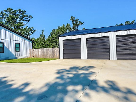 3rd image of 3112 Strickland Spgs