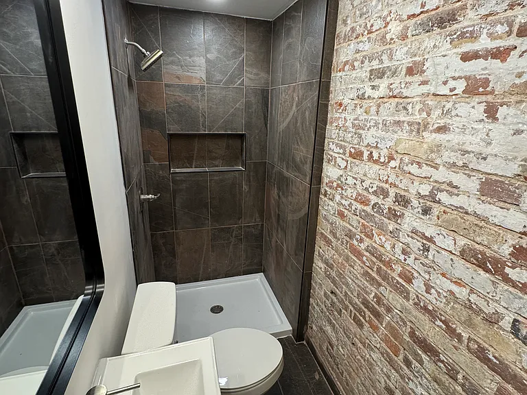 839 S Jackson St #1 — Photo 3
