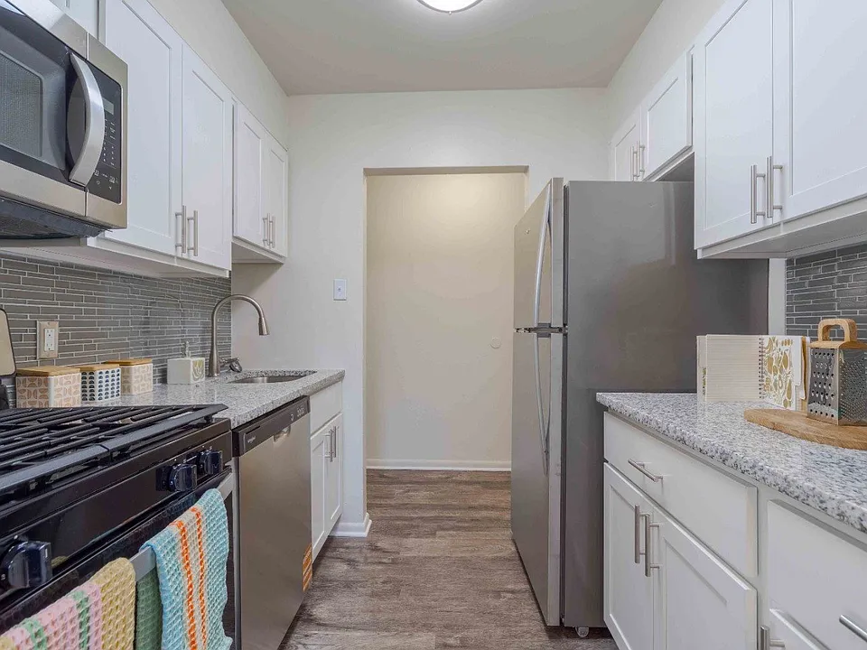 Ridgeview Apartment Homes