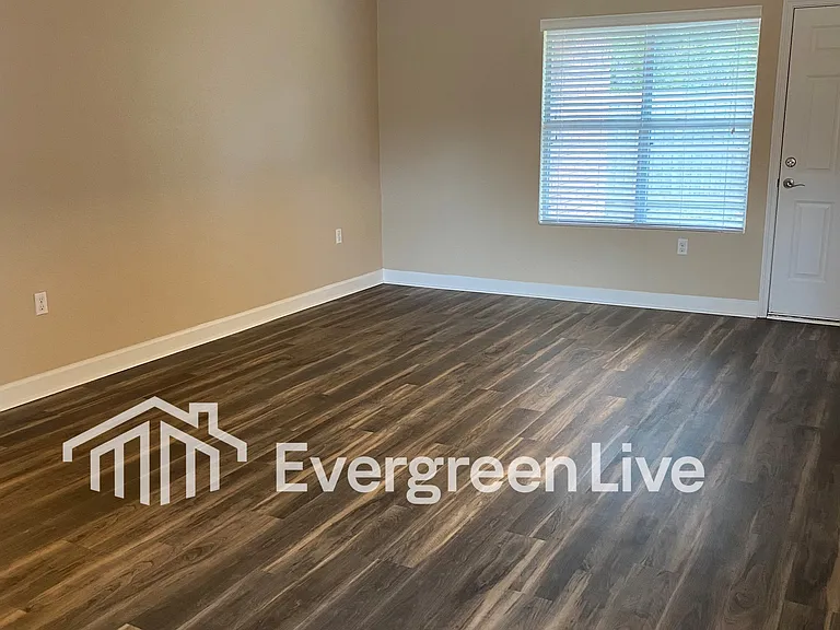 55 Blue Echo Ct — Photo 2