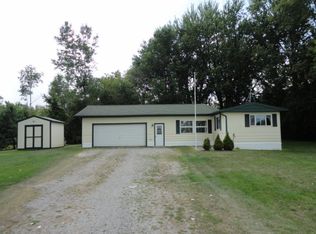 1647 Colwood Rd, Caro, MI 48723
