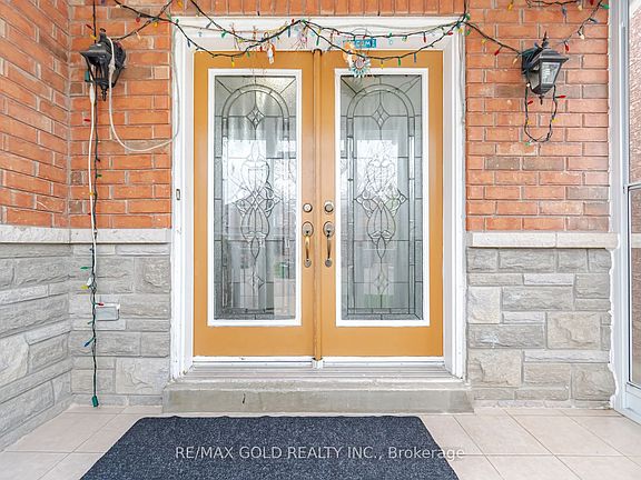5th image of 23 Millsborough Rd