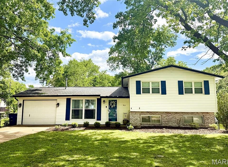 1st image of 303 Ranch Dr