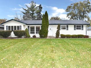 491 Cheyenne Trl, Carol Stream, IL 60188