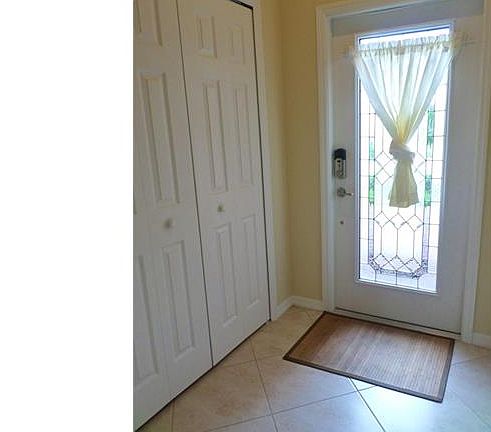 3rd image of 8131 Summerfield St
