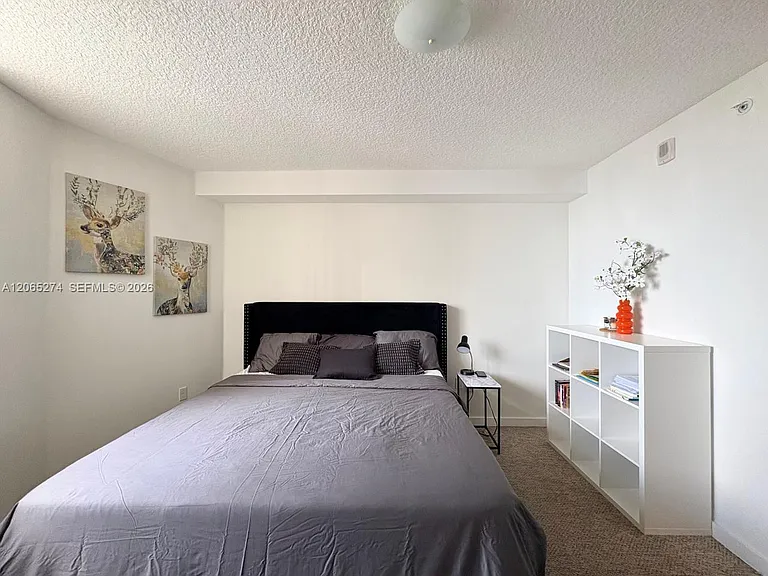 601 NE 23rd St #Penthouse 04 — Photo 10