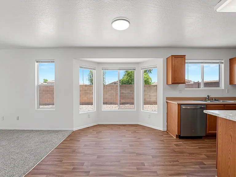 7552 W Nicolet Ave — Photo 13