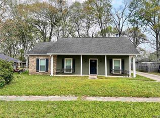 4123 Cottonwood St, Zachary, LA 70791