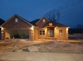 9500 Meadow Valley Dr, Sherwood, AR 72120