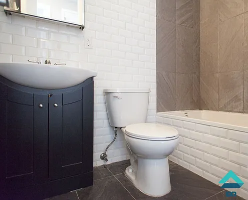 Rented by EXR | media 89