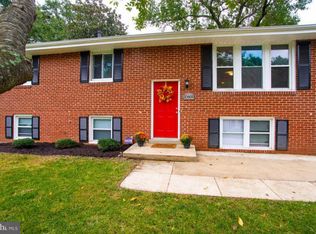 10800 Mayfield Rd, Fort Washington, MD 20744