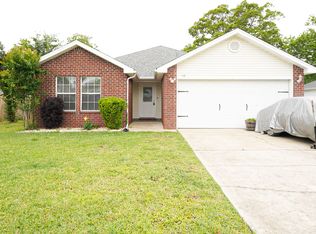 38 Kathleen Dr, Mary Esther, FL 32569