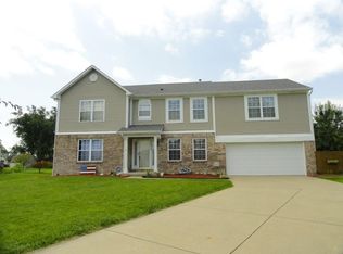 704 Hummingbird Ln, Whiteland, IN