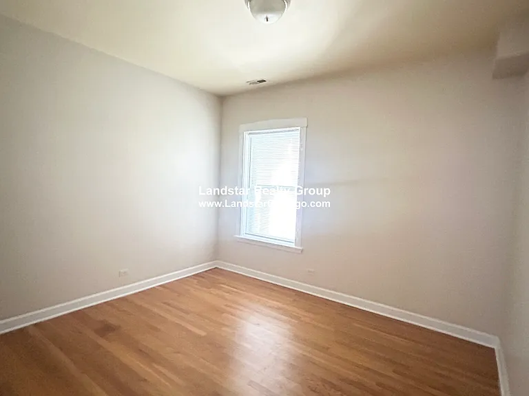7460 N Greenview Ave #2 — Photo 9