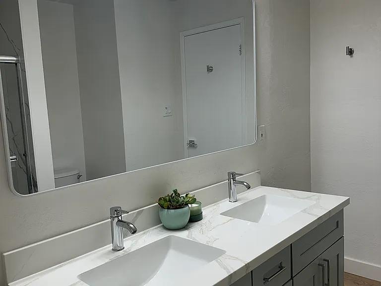 947 Azure St #1 — Photo 13