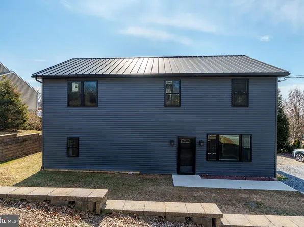 218 Summitville Rd, New Holland, PA 17557