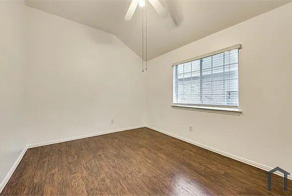 5201 Crossvine Ln — Photo 10