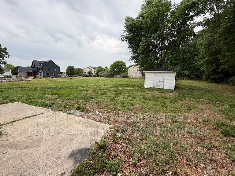2429 Galloway Rd — Photo 31