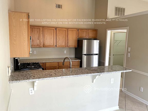 4th image of 1735 Keswick Place Dr