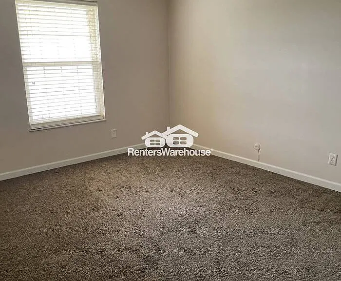 1464 Hawks Nest Dr #G — Photo 12